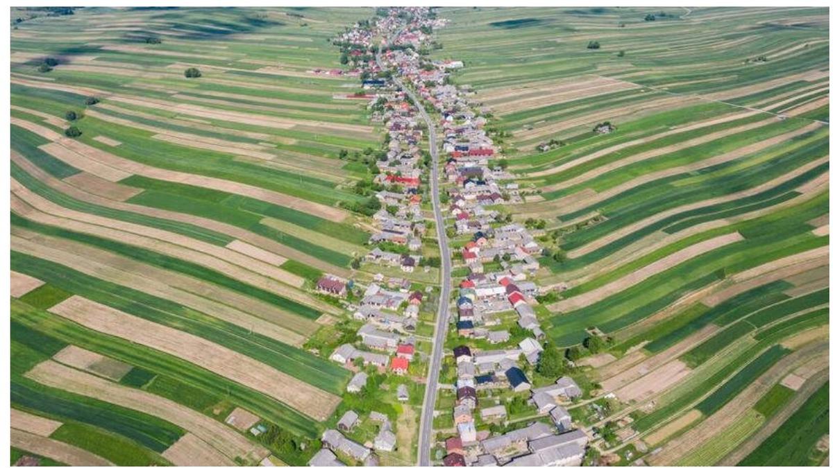 Ribu Penduduk Di Desa Polandia Ini Tinggal Di Jalan Yang Sama Dengan