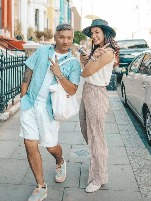 Potret Kedekatan Medina Dina Dan Enzy Sama Sama Sahabat Gading Marten Hot Liputan