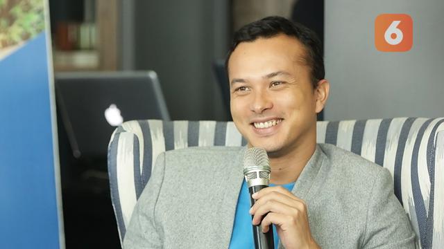Viral Video Nicholas Saputra Pernah Tegur WNA Berkendara di Trotoar, Bikin Salut