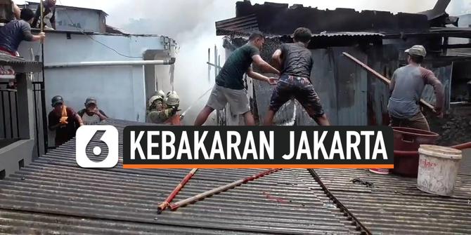 VIDEO: 21 Rumah Kontrakan Ludes Terbakar Akibat Ledakan kompor Gas