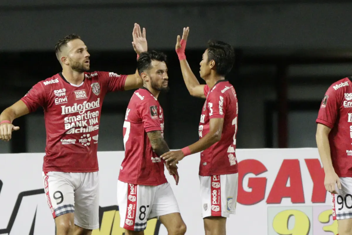 Bali United Vs Mitra Kukar