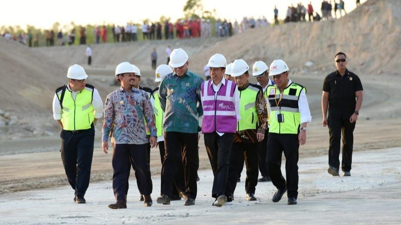 Roda Ekonomi Berputar dari Jalan Tol Trans Sumatera