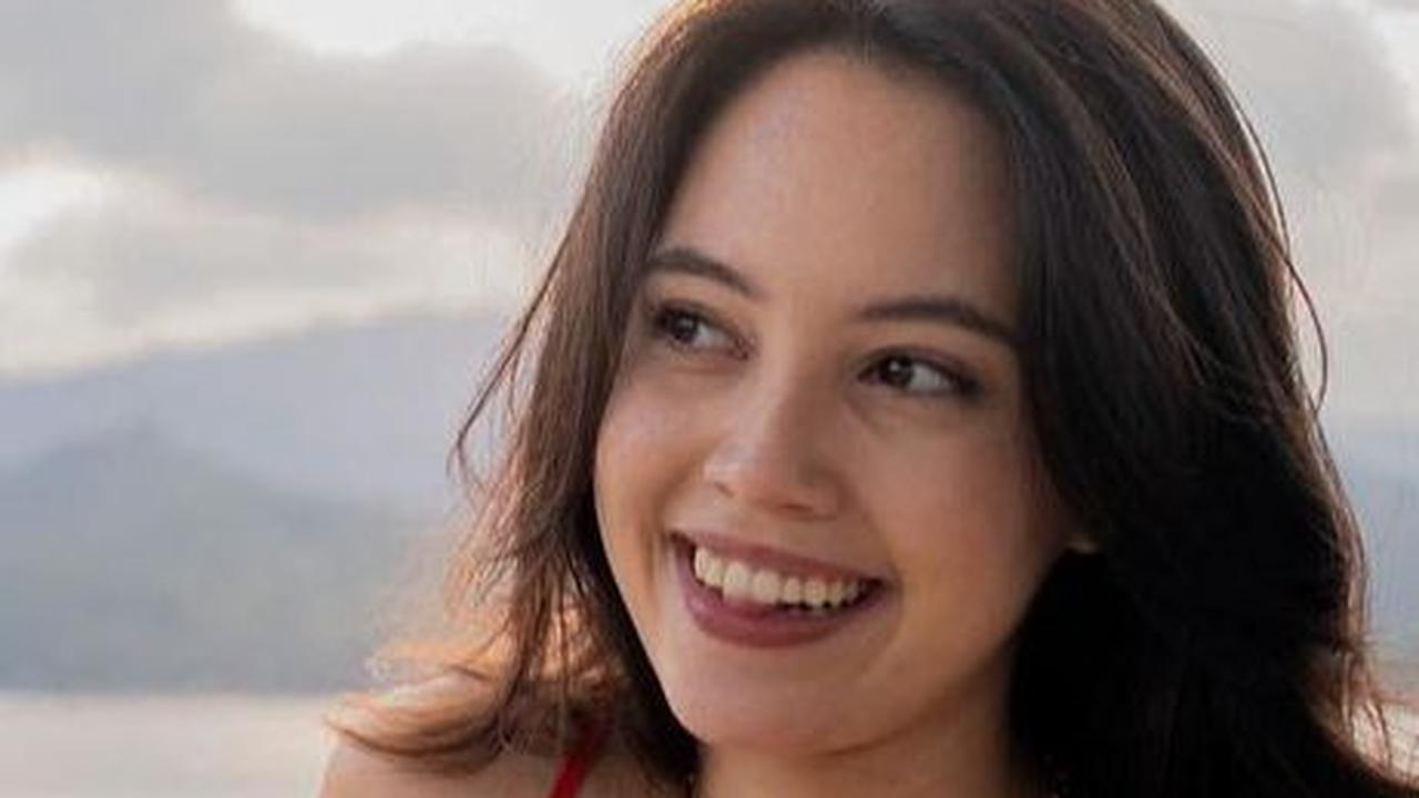 Anggika mengawali karier di dunia seni peran di tahun 2013. Ia berperan sebagai Allisa di sinetron Terbang Bersamamu. Namanya semakin dikenal luas setelah berperan di Putri Duyung.