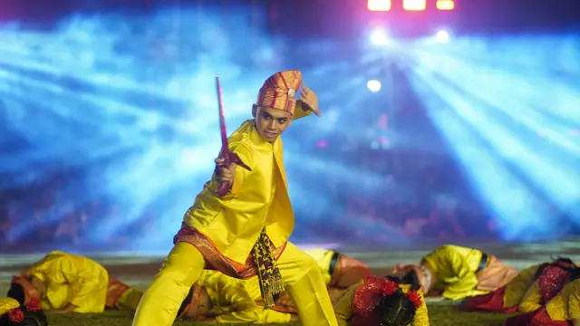 Kemendikbudristek sukses gelar malam puncak Festival Keris Siginjai di Graha Sinjai, Kantor Wali Kota Jambi pada Sabtu 3 Agustus 2024 menampilkan berbagai acara yang menarik.