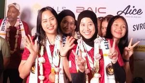 Megawati Hangestri Pertiwi dan kawan-kawan tiba di Indonesia usai mengikuti SEA Games 2025. (Istimewa)