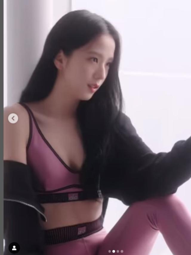 Tampil Seksi dengan Pakaian dan Bra Olahraga dari AS, Fans Sebut Jisoo Blackpink Bergaya Elegan. foto; Instagram @sooyaaa__