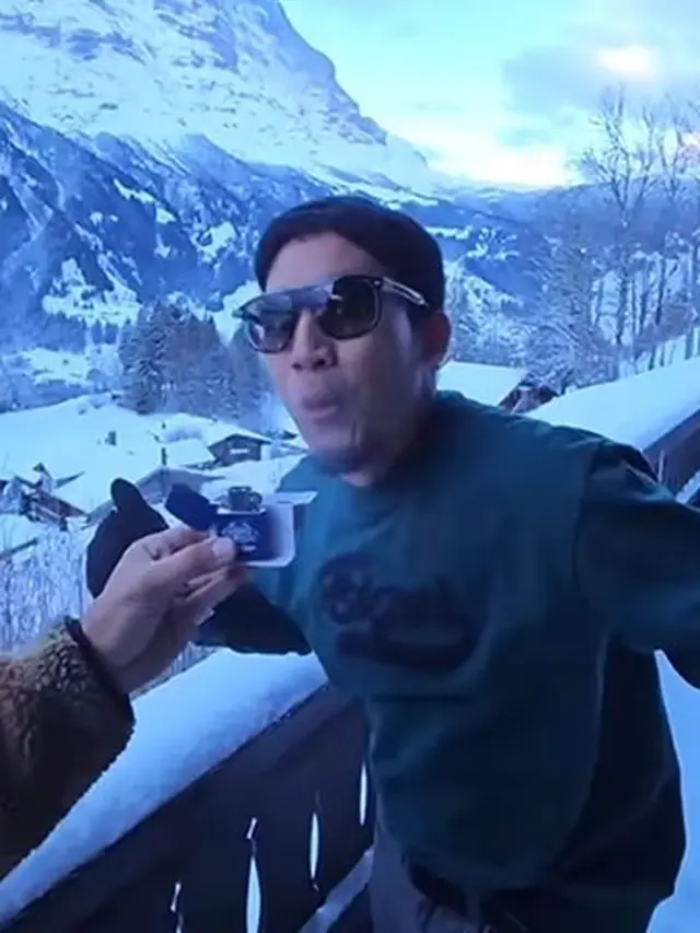 Desta rayakan ulang tahun di Swiss (Instagram/desta80s)