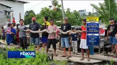 Fokus Pagi mengangkat beberapa tema di antaranya, Mobil Terbakar Di Jalan Tol, Pria Tewas Saat Isolasi Mandiri, Kapal Pengangkut Bantuan Tenggelam, dan Kemunculan Buaya Di Pasar.