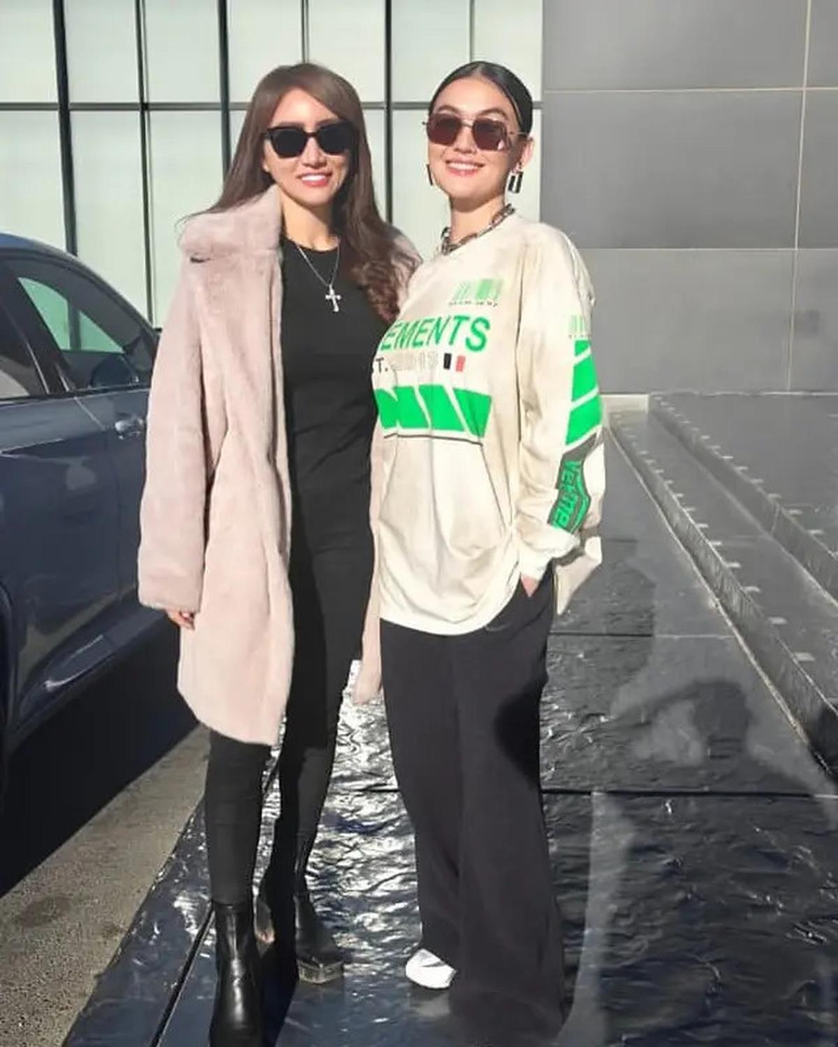 6 Potret Agnez Mo Rayakan Tahun Baru di Las Vegas, Reuni Bareng Okan Kornelius