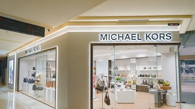 Michael Kors Resmikan Butik Aksesori Terbaru di Grand Indonesia, Hadirkan Pengalaman Belanja Mewah yang Lebih Intim