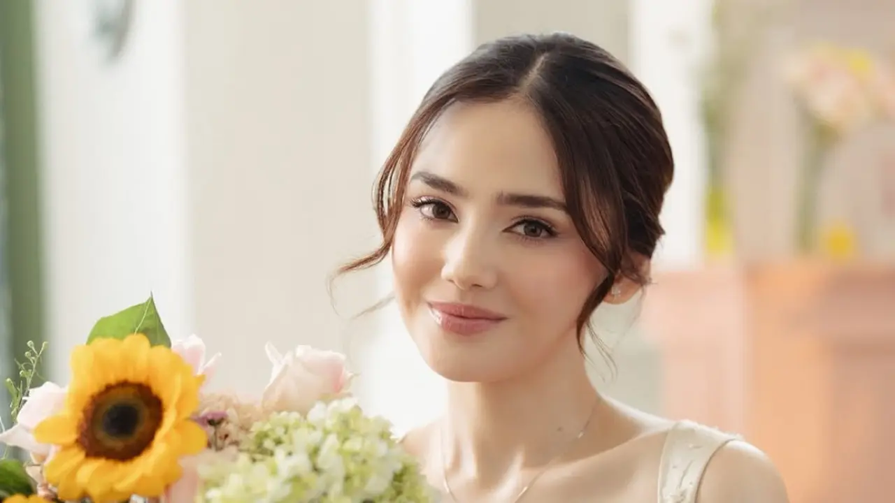 Syifa Hadju saat Bridal Luncheon Pancarkan Aura Calon Pengantin