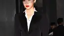 Tampilan karismatik  Moon Ga Young dalam balutan ansambel serba hitam. [Dok/Newsen].