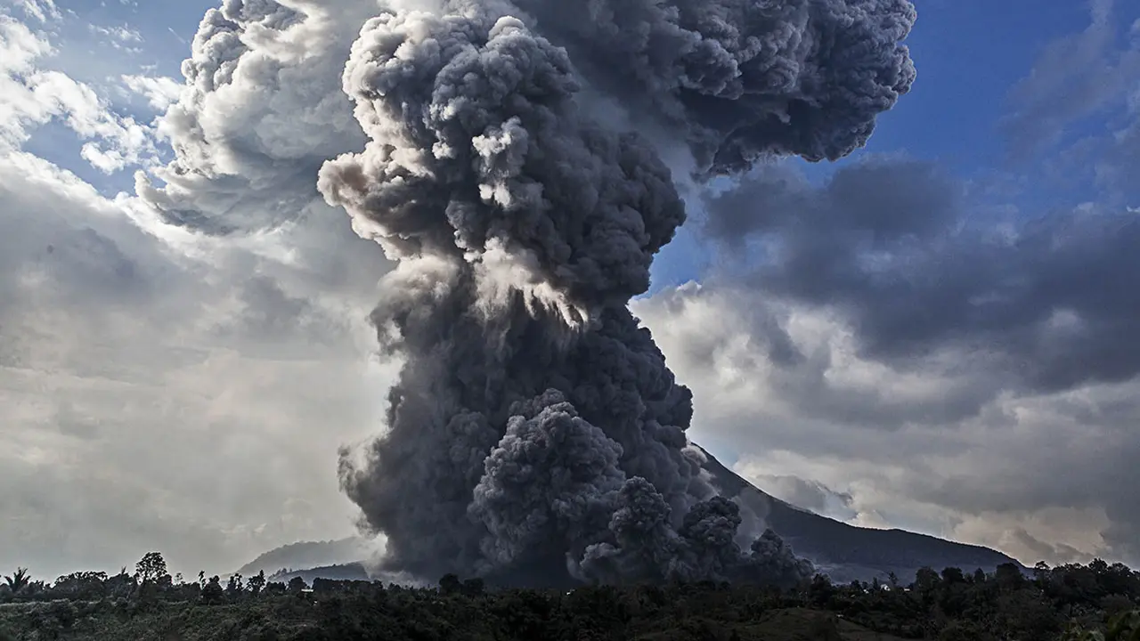 Bikin Merinding, Ini 8 Fakta Gunung Sinabung