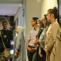 Beberapa sahabat dari kalangan artis seperti Ashanty, Ririn Ekawati, Dewi Sandra, Teuku Zacky, dan Nindy ikut berduka atas kepergian ayah Olla Ramlan, Muhammad Ramlan yang meninggal dunia pada Senin, 4 Juni 2018. (Adrian Putra/Bintang.com)