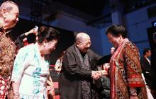 Dari Kebun Raya ke Catwalk: Batik Alam dan Inklusi Difabel Warnai PIFW 2025