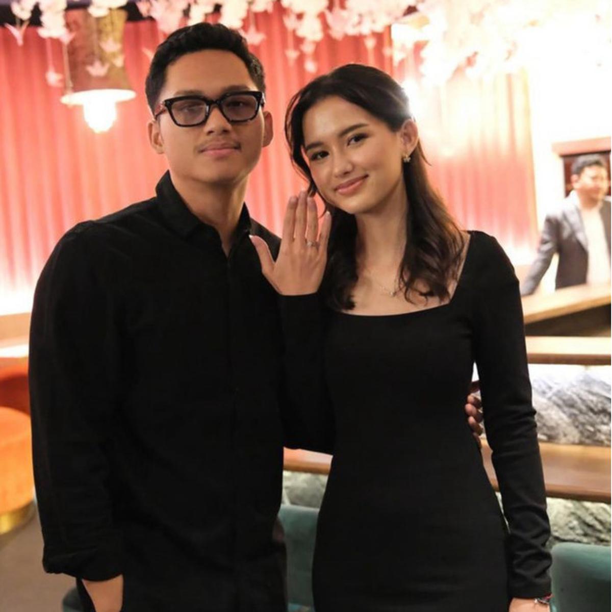 Azriel Hermansyah Melamar Sarah Menzel. [@azriel_hermansyah]