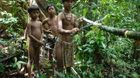 Bocah Suku Anak Dalam atau Orang Rimba. (v2.garudamagazine.com)