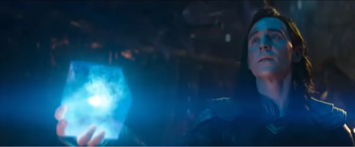 Loki di Avengers Infinity War. (comicsbeat.com)