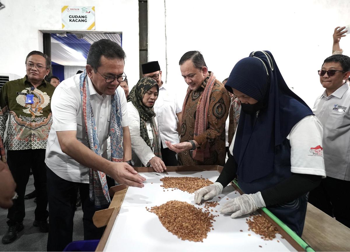 Mendag Budi Santoso Lepas Ekspor Kacang dan Produk Perikanan Perdana ke Belanda Senilai Rp2,5 Miliar
