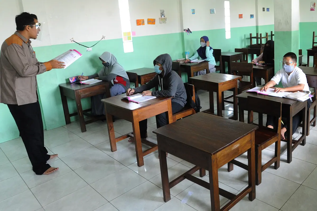 Melihat Penerapan Sekolah Tatap muka di Tangsel
