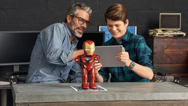 Robot Iron Man