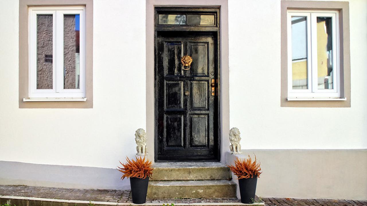 20170623-dekorasi pintu-rumahcom-boy