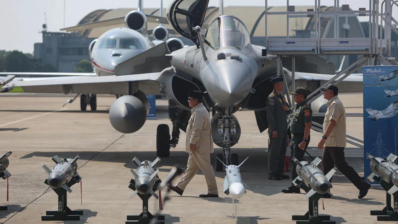 FOTO: Presiden Prabowo Serahkan Rafale dan Rudal Meteor untuk Perkuat Pertahanan Udara