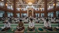 Doa Itikaf di Masjid: Niat, Dzikir, dan Dalilnya untuk Raih Keutamaan Ramadhan