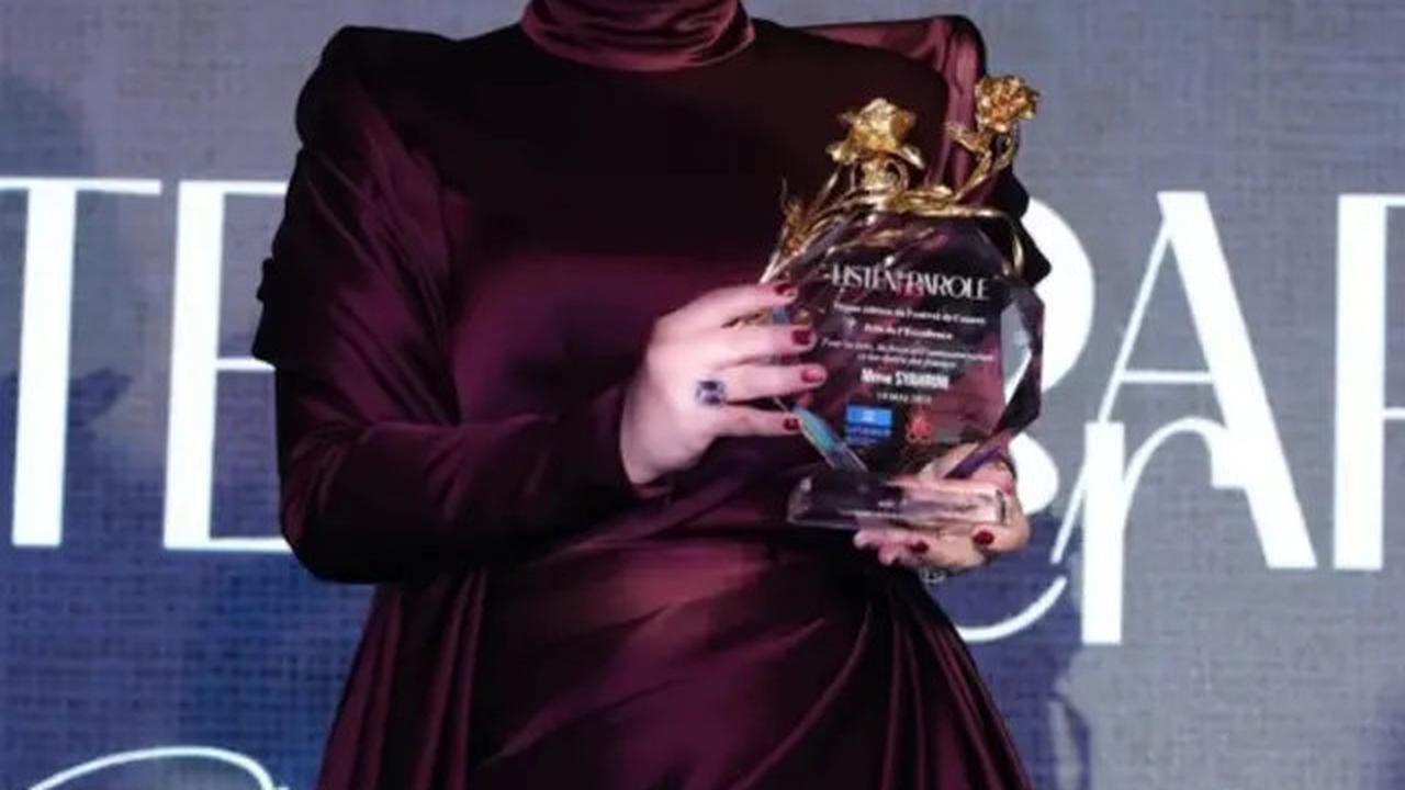 Model Gaun Couture Muslim Ungu Syahrini di Acara UNESCO, Elegan dan Mewah