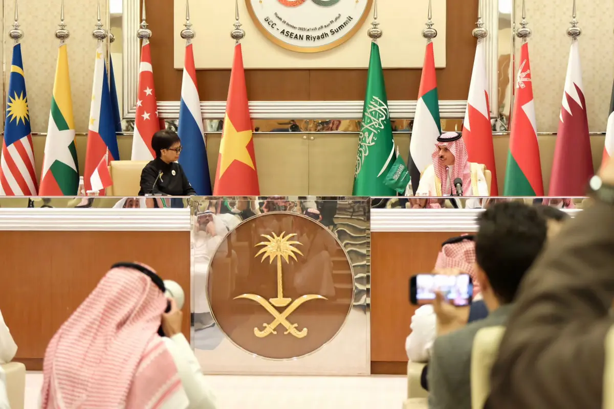 Menteri Luar Negeri (Menlu) RI Retno Marsudi di ASEAN-GCC Summit (KTT ASEAN-GCC). (Dok Kemlu RI)