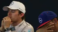 Lewis Hamilton-Nico Rosberg (Crash)
