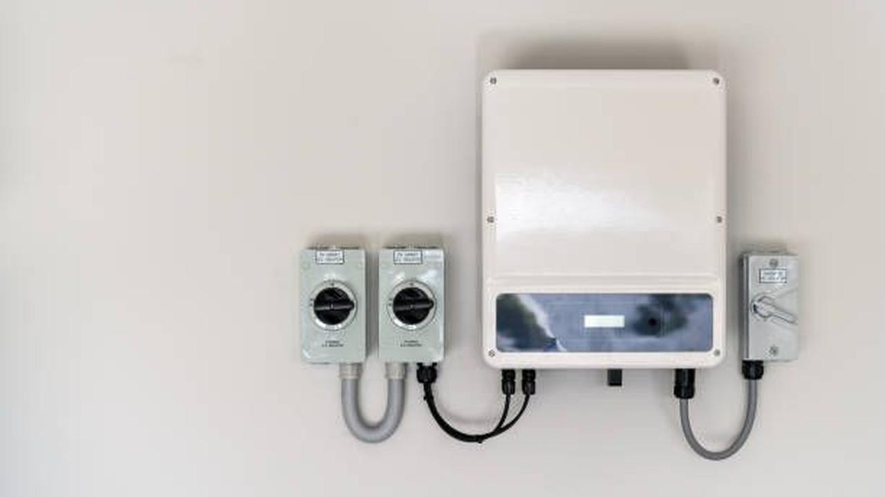 <b>Cara Kerja Inverter<br></b><br>