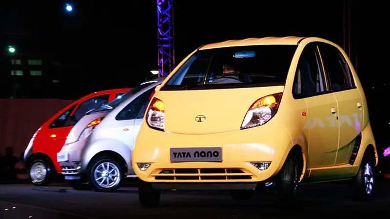 tata-nano120922c.jpg