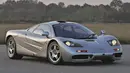 McLaren F1 (Rp395,7 Miliar): Mobil ini menjadi mobil yang paling modern dalam daftar mobil eropa termahal. Mclaren F1 merupakan mobil produksi massal tercepat di dunia sebelum digantikan oleh Bugatti Veyron. Keunikan dari mobil ini adalah posisi kursi driver yang berada di tengan. Selain itu mobil ini memiliki kursi di sebelah kanan dan kiri pengemudi. (Source: supercars.net)