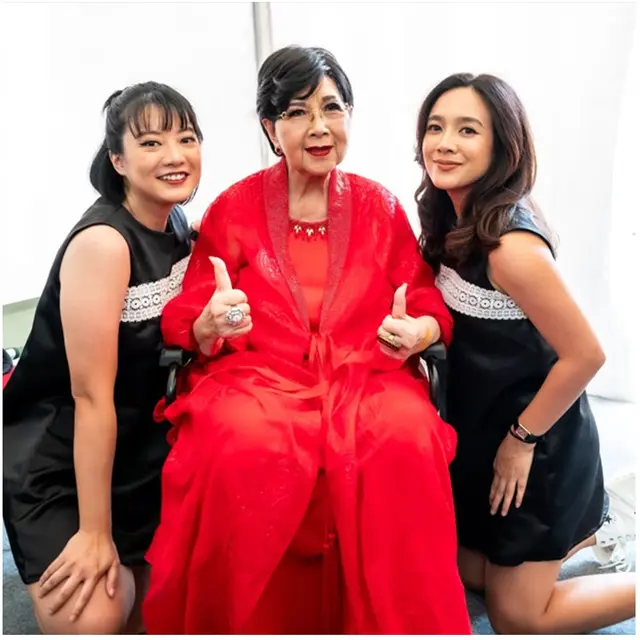 Titiek Puspa Meninggal Dunia, Ini 12 Potret Artis Kenang Kebersamaan Sang Legenda Musik
