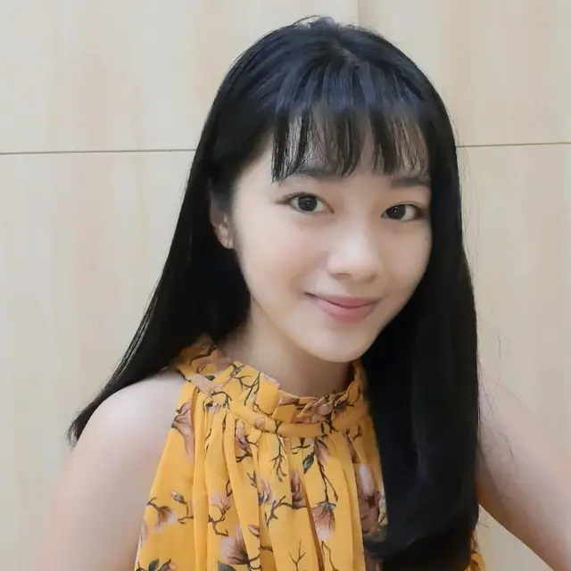 6 Potret Claudy Putri, Pengganti Pemeran Ipeh dalam Sinetron Entong Lagi