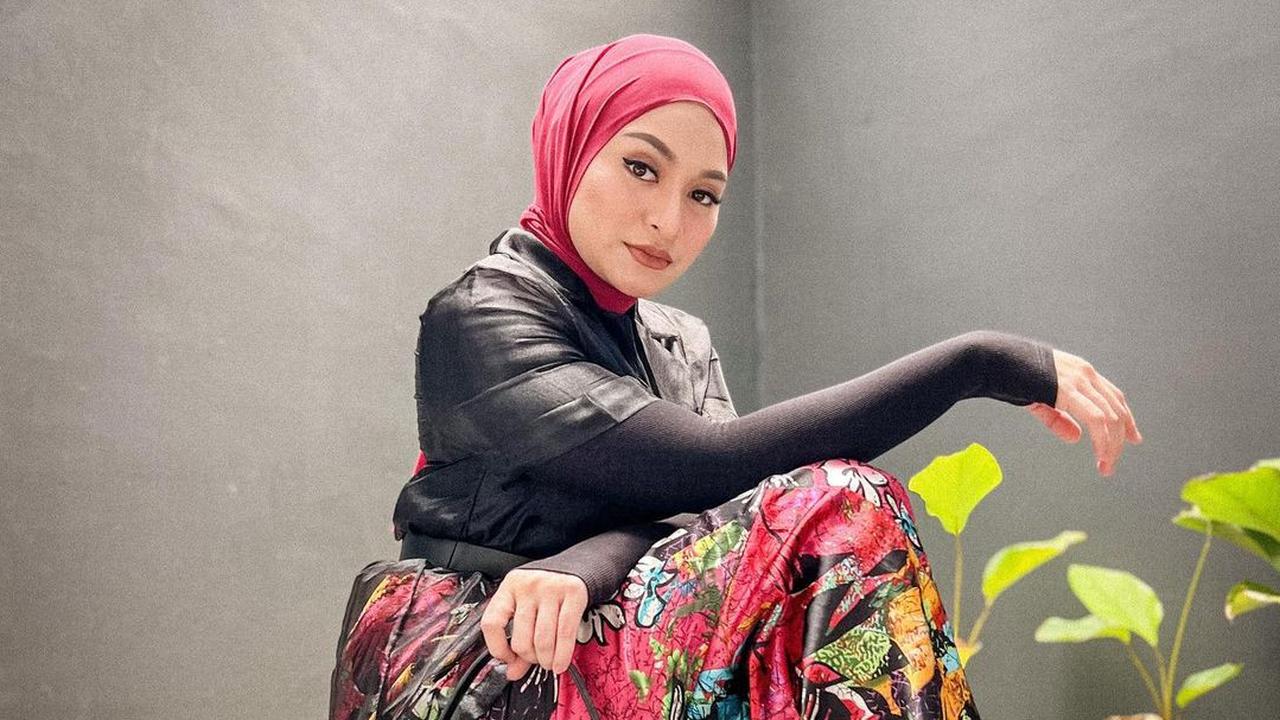 Nathalie Holscher. (Foto: Dok. Instagram @nathalieholscher)