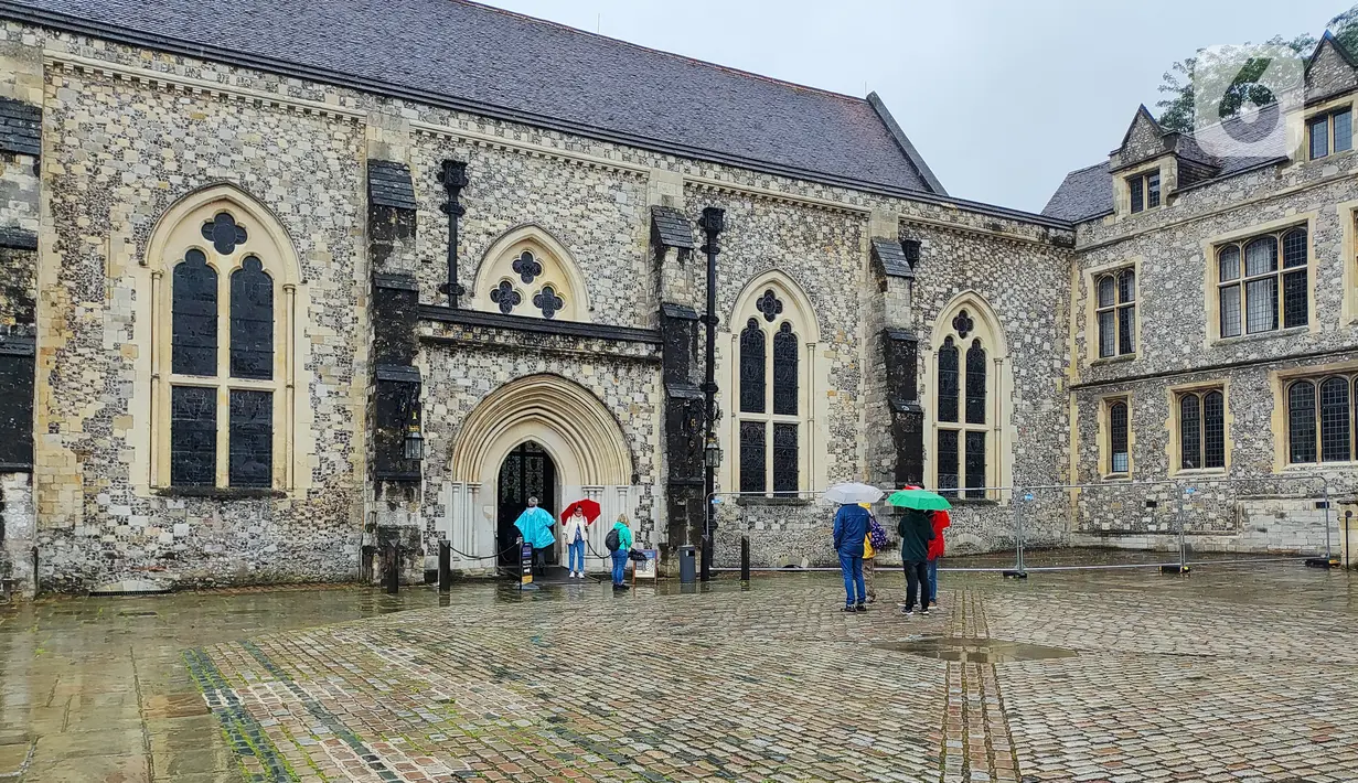 The Great Hall dibangun atas perintah Henry III pada 1222-1235, digunakan sebagai tempat jamuan makan, diskusi soal masalah negara, juga pengadilan. (Liputan6.com/Elin Kristanti)