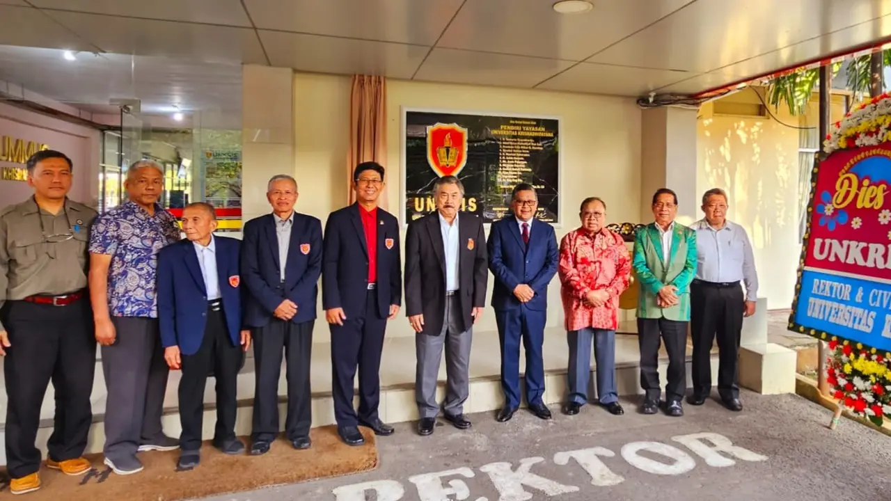 Pengajar Universitas Pertahanan (Unhan) RI, yang juga Sekretaris Jenderal PDIP Hasto Kristiyanto