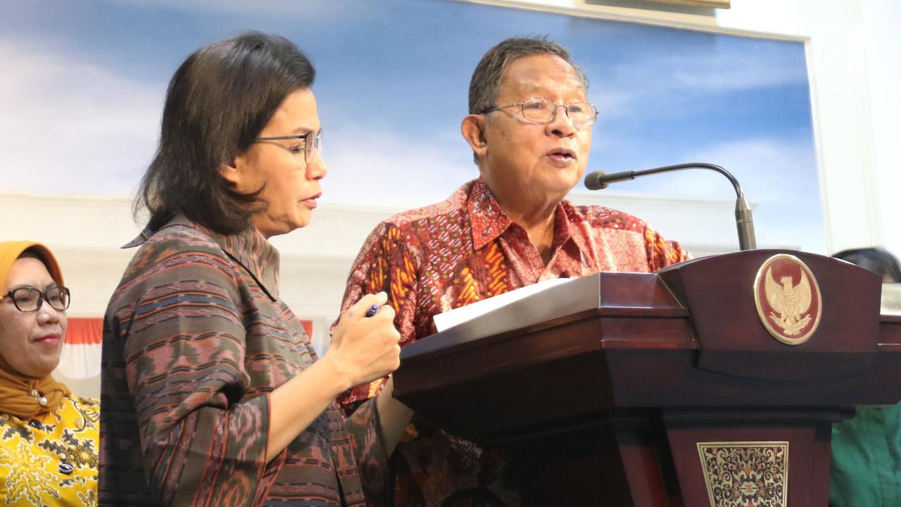 3 Menteri Jokowi Umumkan Paket Kebijakan Ekonomi XVI