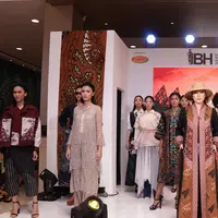 Semarak Hari Batik Nasional 2022 bersama Mall Kota Kasablanka.