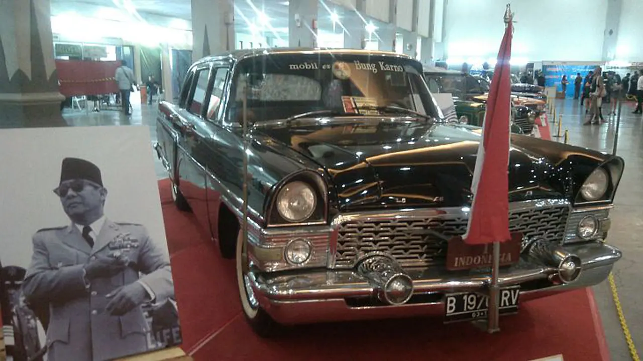 Mobil Bung Karno dan Bung Tomo Mejeng di Kustomfest 2015