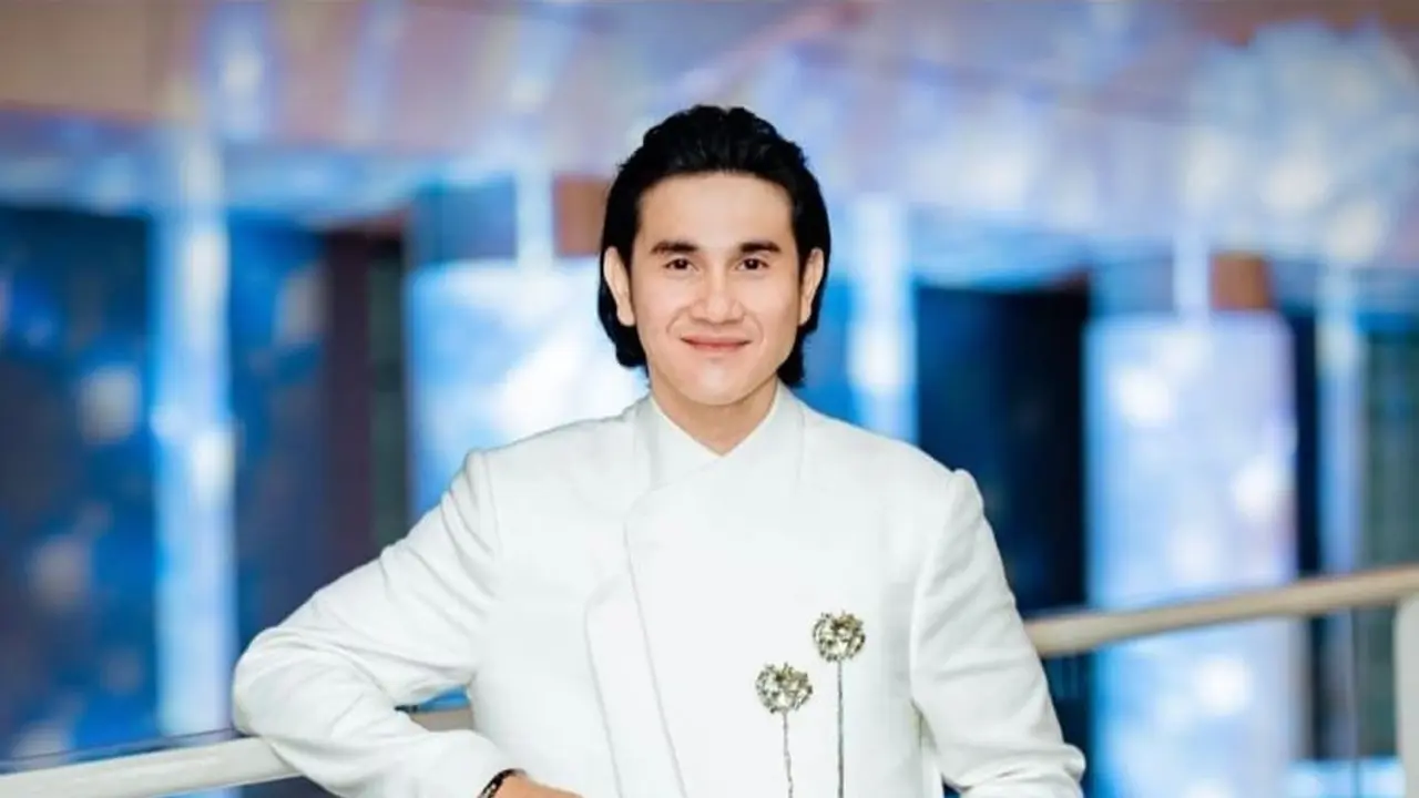 Vino G. Bastian