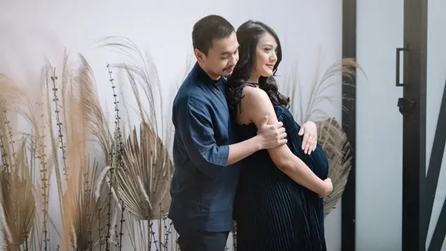 Raditya Dika Dikaruniai Anak Kedua, Ini 7 Momen Perjalanan Kehamilan Istrinya