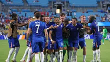 Pemain Chelsea merayakan gol yang dicetak Christopher Nkunku ke gawang Benfica pada laga 16 besar Piala Dunia Antarklub 2025 di Bank of America Stadium, Minggu (29/6/2025) pagi WIB. (Buda Mendes / GETTY IMAGES NORTH AMERICA / Getty Images via AFP)