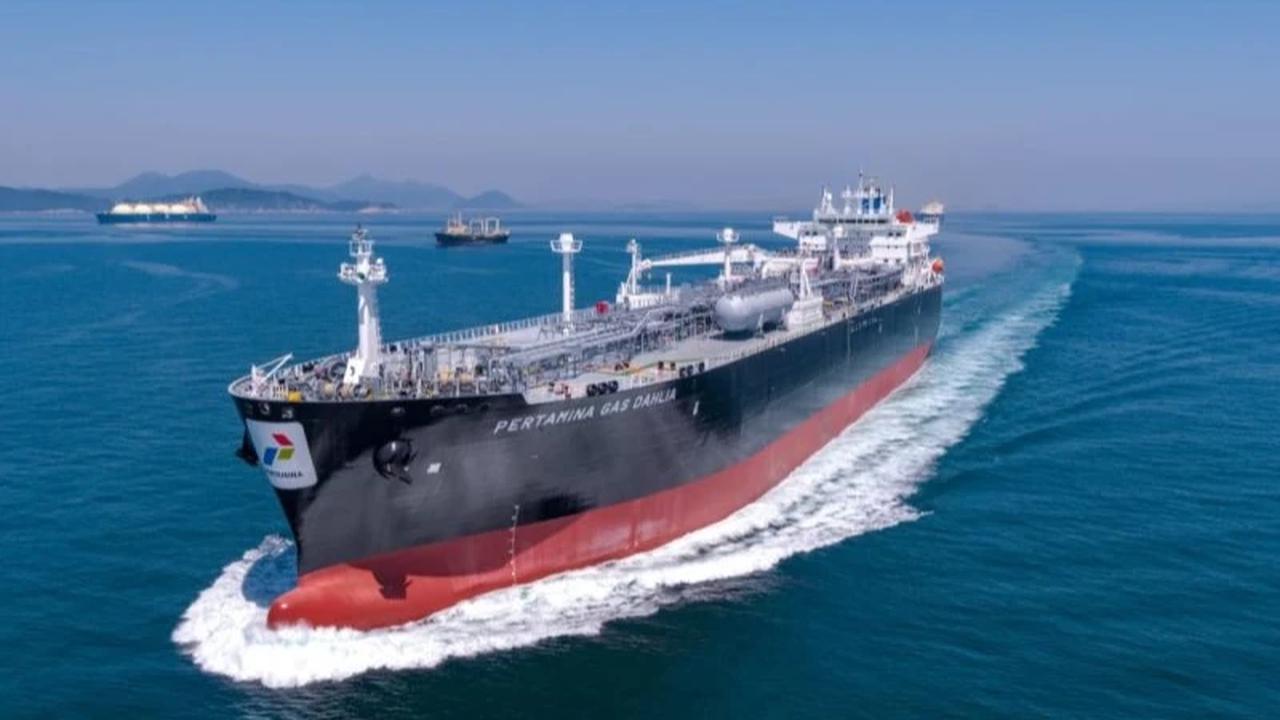Pertamina Trans Kontinental Perkuat Logistik Maritim di Kilang Cilacap, Jamin Pasokan Energi Nasional
