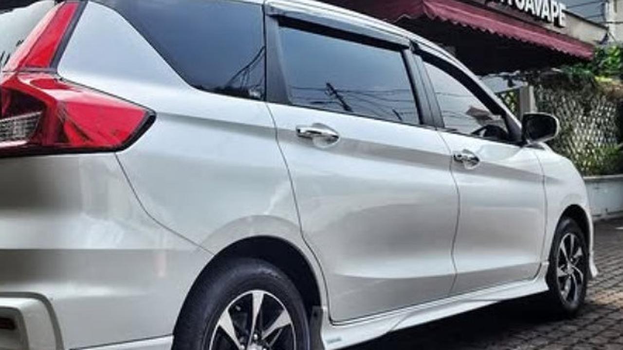 Unggahan terakhir Arya Daru Pangayunan