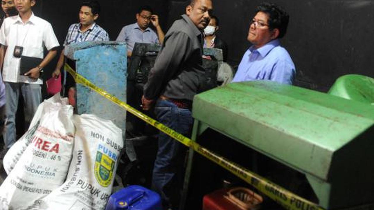 Gudang pengoplosan pupuk bersubsidi digerebek Polisi