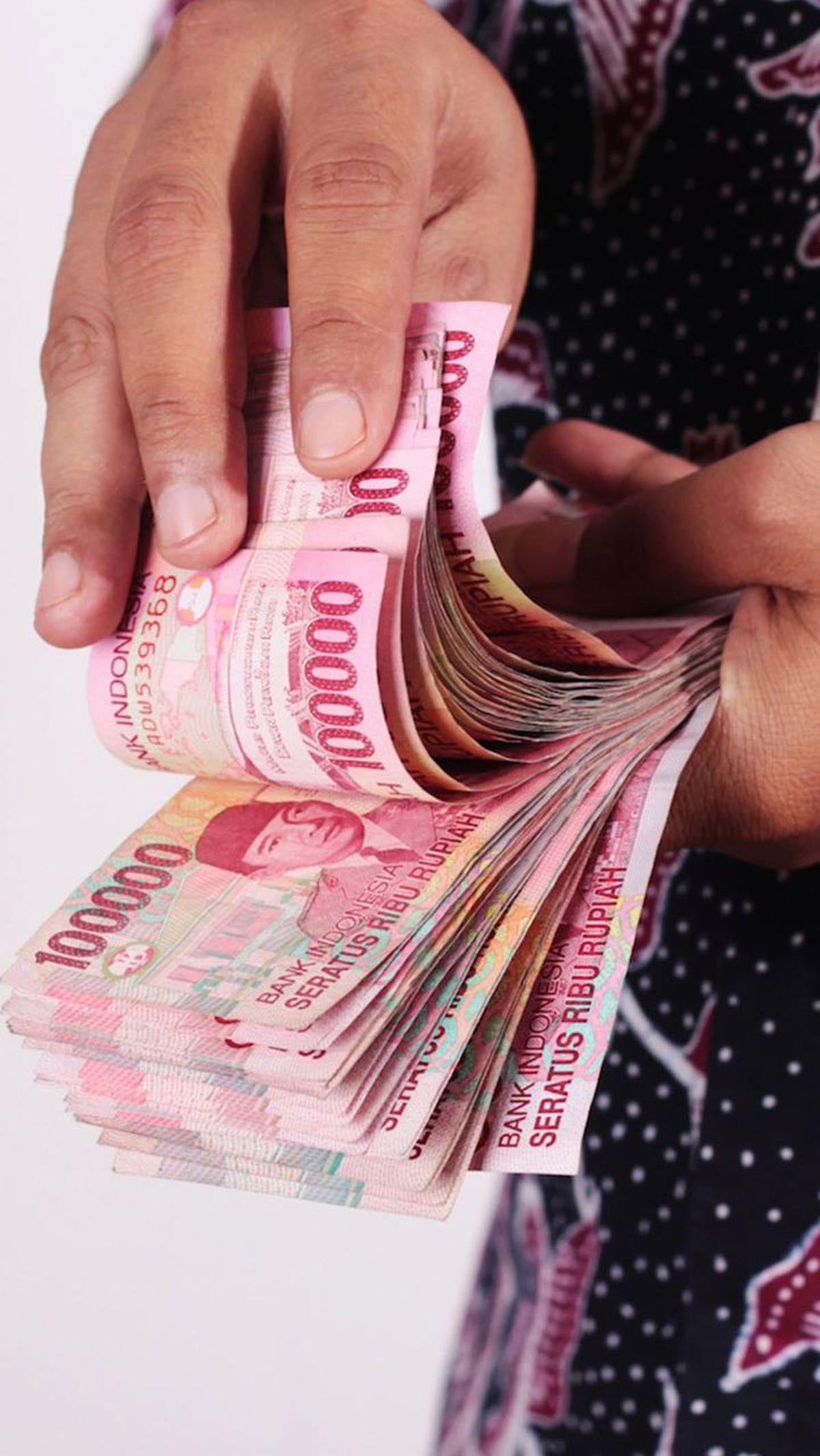 Pemberian uang ke Inspektorat, diakuinya, seakan sudah menjadi budaya ketika proses pemeriksaan dilakukan, baik proses audit rutin atau lainnya. Menurutnya, hal serupa terjadi di SKPD lainnya.