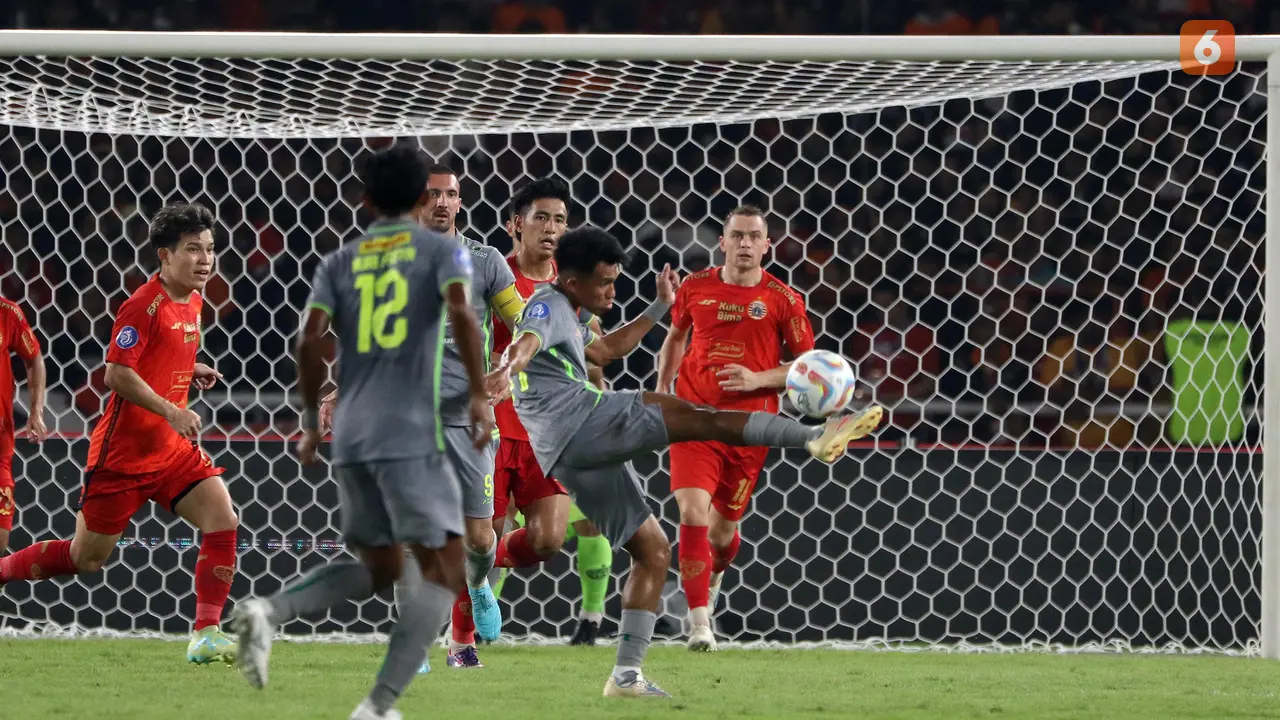 Persija Jakarta vs Persebaya Surabaya - BRI Liga 1 2023/2024